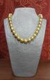 Collier "choker" de perles de culture des Philippines de couleur golden.